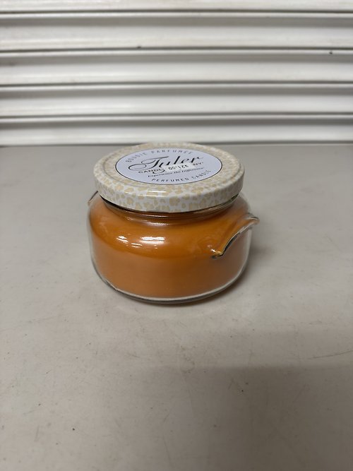 Large pumpkin spice candle
