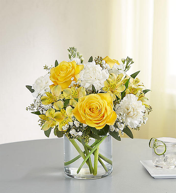 Yellow &amp; White Delight Bouquet